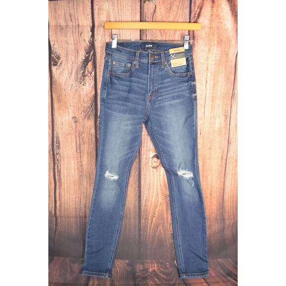 New AERO Womens Jeans High Rise Jeggings Distressed Flex Effects Size 4‎ NWT $59 - Picture 1 of 5